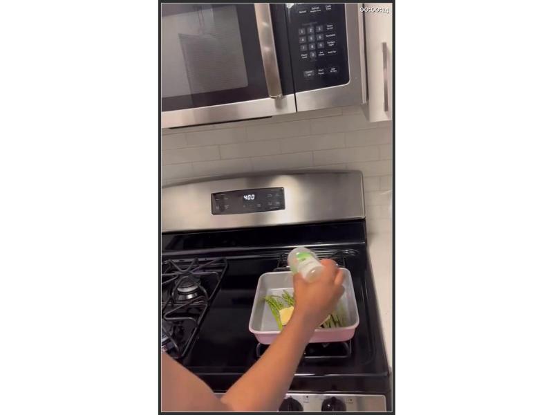 Cooking with kya HOT Porn Cook and Cock