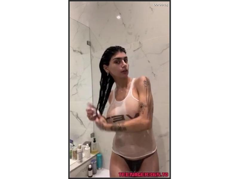 Mia Khalifa Onlyfans Video Stream Shower
